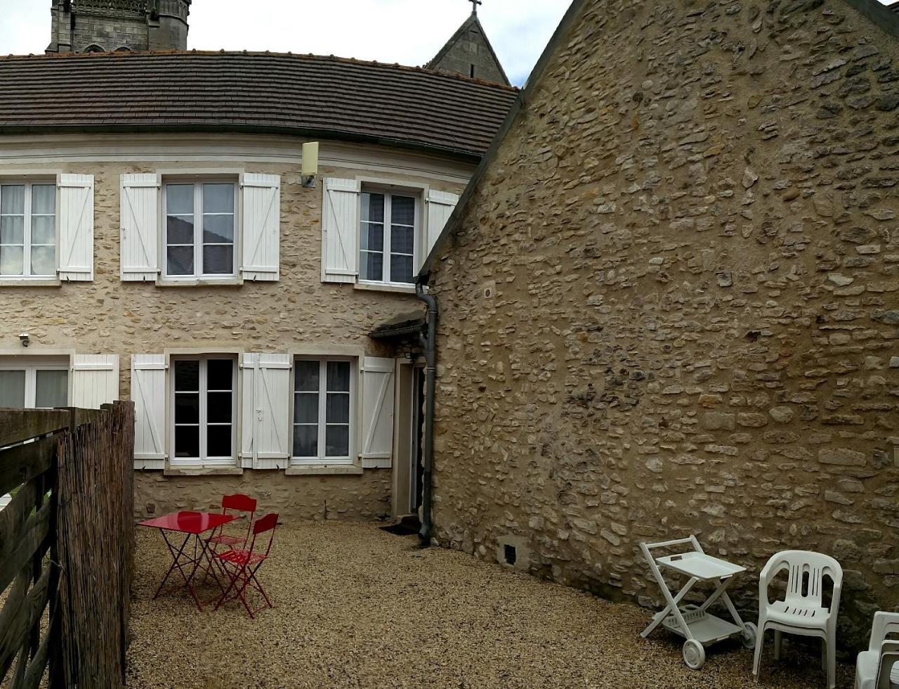 Les Fontaines Villa Baron  Exterior photo
